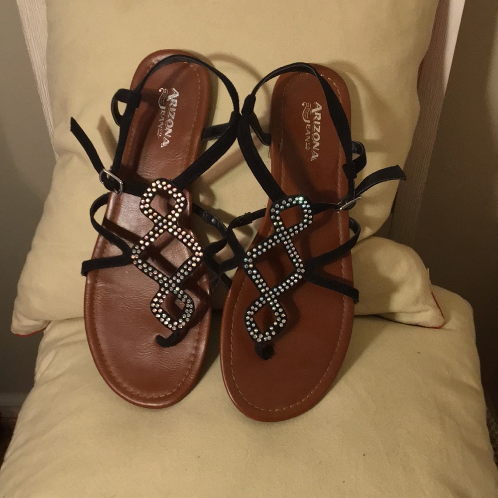 Black Strappy sandals 🌸worn twice🌸